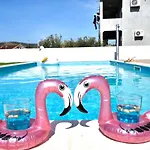 Marina Apartment *