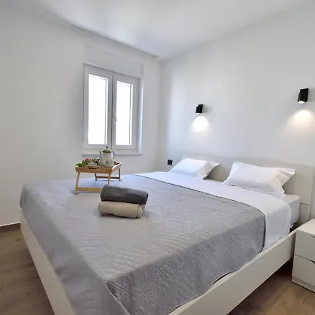 Marina Apartman